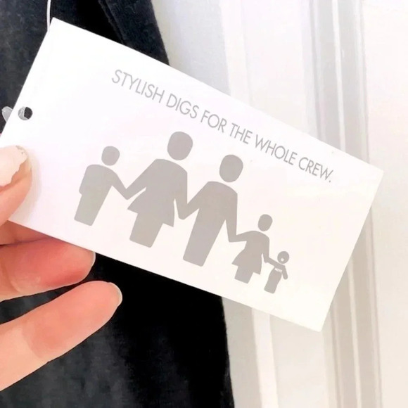 10 Threads Black and White The Remix Tee Girl’s Size 10 NWT - Picture 6 of 7